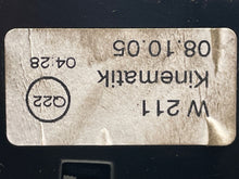 Load image into Gallery viewer, REMOTE CD CHANGER E350 E550 B200 CLS500 CLS55 CLS550 CLS63 E280 03-13 - NW468645