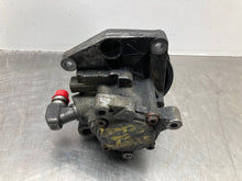 Load image into Gallery viewer, POWER STEERING PUMP Mercedes-Benz E320 E350 E500 E55 2006 06 - NW468701