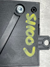 Load image into Gallery viewer, FUEL PUMP CONTROL MODULE COMPUTER B250 C250 C300 C350 C63 E250D 11-15 - NW468397