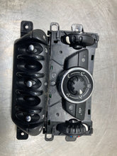 Load image into Gallery viewer, TEMPERATURE CONTROLS Cooper Clubman Countryman 11 12 13 14 - NW468866
