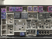 Load image into Gallery viewer, Fuse Box FORD F250SD PICKUP 2017 - NW469512