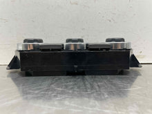Load image into Gallery viewer, FRONT TEMPERATURE CONTROLS Land Rover LR2 13 14 15 - NW469553