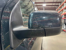 Load image into Gallery viewer, SIDE VIEW DOOR MIRROR Land Rover LR2 11 12 13 14 15 Left - NW580678