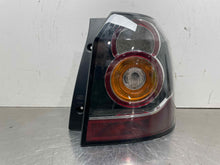 Load image into Gallery viewer, TAIL LIGHT LAMP ASSEMBLY Land Rover LR2 13 14 15 Right - NW469647