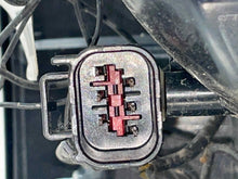 Load image into Gallery viewer, TAIL LIGHT LAMP ASSEMBLY Land Rover LR2 13 14 15 Right - NW469647