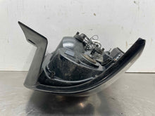 Load image into Gallery viewer, TAIL LIGHT LAMP ASSEMBLY Land Rover LR2 13 14 15 Right - NW469647