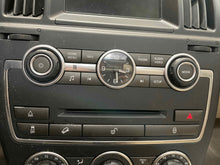 Load image into Gallery viewer, Radio Land Rover LR2 2015 - NW469615