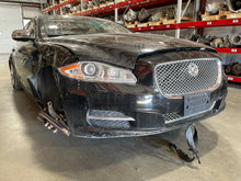 Load image into Gallery viewer, CARRIER ASSEMBLY Vanden Pl XF XFR XJ XJL 13 14 15 16 17 - NW469753