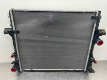 Load image into Gallery viewer, RADIATOR Jaguar Vanden Pl XF XFR XJ XJL XJR 10 11 12 13 14 15 - NW469936