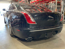 Load image into Gallery viewer, CARRIER ASSEMBLY Vanden Pl XF XFR XJ XJL 13 14 15 16 17 - NW469754