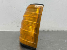 Load image into Gallery viewer, PARKLAMP Mercedes 300D 380SE 500SEL 81 - 91 Right - NW469828