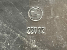 Load image into Gallery viewer, TAIL LIGHT LAMP ASSEMBLY 300cd 300ce 300d 300e 300sd 300sdl 81-91 Left - NW470023