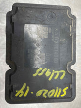 Load image into Gallery viewer, ABS ANTI-LOCK BRAKE PUMP C250 C300 C350 C63 2012 12 - NW469685