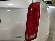 Load image into Gallery viewer, TAIL LIGHT LAMP ASSEMBLY Cadillac SRX 10 11 12 13 14 15 16 Right - NW470383