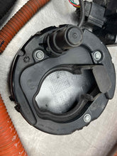 Load image into Gallery viewer, Inverter Ford Fusion 2015 - NW470153