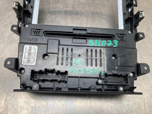 Load image into Gallery viewer, Radio Ford Fusion 2015 - NW470324
