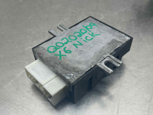 Load image into Gallery viewer, FUEL PUMP CONTROL MODULE COMPUTER BMW X5 X5M X6 X6M 2008-2014 - NW470575