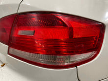 Load image into Gallery viewer, OUTER TAIL LIGHT LAMP BMW 328i 335i M3 07 08 09 10 Right - NW470921