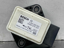 Load image into Gallery viewer, SUSPENSION CONTROL MODULE COMPUTER Honda CR-V 07 08 09 - NW471052