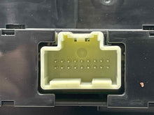 Load image into Gallery viewer, Radio SAAB 9-5 2011 - NW471241