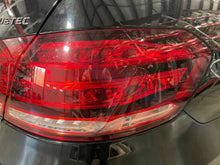 Load image into Gallery viewer, Tail Lamp Light MERCEDES E-CLASS 2016 - NW471771