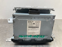 Load image into Gallery viewer, RADIO Toyota Matrix 2004 04 2005 05 2006 06 2007 07 2008 08 - NW472175