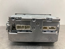Load image into Gallery viewer, RADIO Toyota Matrix 2004 04 2005 05 2006 06 2007 07 2008 08 - NW472175