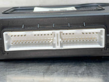 Load image into Gallery viewer, Computer Hyundai Genesis 2013 - NW471919
