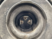 Load image into Gallery viewer, HEADLIGHT LAMP ASSEMBLY Subaru Forester 2001 01 2002 02 Right - NW472563