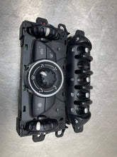 Load image into Gallery viewer, TEMPERATURE CONTROLS Cooper Clubman Countryman 11 12 13 14 - NW472559