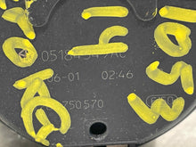 Load image into Gallery viewer, THROTTLE BODY Charger Challenger Avenegr 2011 11 3.6L - NW473573