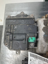 Load image into Gallery viewer, Carrier Assembly Jeep Cherokee 2014 - NW472952