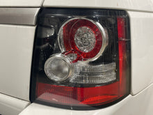 Load image into Gallery viewer, TAIL LIGHT LAMP ASSEMBLY Range Rover Sport 2012 12 2013 13 Right - NW473594