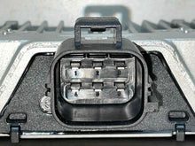 Load image into Gallery viewer, FUEL PUMP CONTROL MODULE COMPUTER Evoque LR2 LR4 Range Rover Sport 10-16 - NW472916