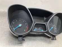 Load image into Gallery viewer, Speedometer Cluster Ford Escape 2017 - NW473520