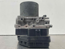Load image into Gallery viewer, ABS ANTI-LOCK BRAKE PUMP Highlander 2011 11 2012 12 2013 13 - NW472790
