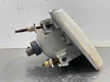 Load image into Gallery viewer, HEADLIGHT LAMP ASSEMBLY Expedition F150 Pickup F250 97-04 Right - NW473939