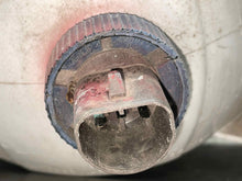 Load image into Gallery viewer, HEADLIGHT LAMP ASSEMBLY Expedition F150 Pickup F250 97-04 Right - NW473939