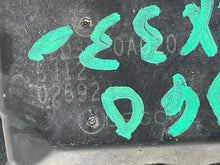 Load image into Gallery viewer, THROTTLE BODY Camry ES330 Sienna 2003 03 04 05 06 07 V6 - NW474056