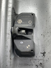 Load image into Gallery viewer, WHEEL BMW 335i 323i 328i 2007 07 2008 08 2009 09 10 11 12 16x7 5 Double Spoke - NW474096