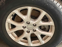 Load image into Gallery viewer, WHEEL RIM Cherokee 2014-2018 17x7 ALUM 17x7, 5 lug, 110mm - NW474092