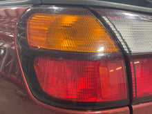 Load image into Gallery viewer, OUTER TAIL LIGHT LAMP Subaru Legacy 00 01 02 03 04 Left - NW475448