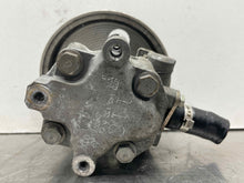 Load image into Gallery viewer, POWER STEERING PUMP Audi A4 2005 05 2006 06 2007 07 2008 08 2009 09 2.0L - NW475923