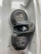Load image into Gallery viewer, WHEEL RIM BMW X3 X4 11 12 13 14 15 16 17x8 ALLOY Right - NW476349