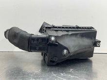 Load image into Gallery viewer, Air Cleaner Box Jaguar XE 2017 - NW477308