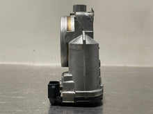 Load image into Gallery viewer, THROTTLE BODY CLK430 CLK500 ML500 SL55 01 - 06 - NW477617
