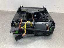 Load image into Gallery viewer, RADIO E320 E500 E55 CD Changer 2003 03 2004 04 2005 05 - NW477543