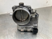 Load image into Gallery viewer, THROTTLE BODY MERCEDES CLK320 ML320 01 - 06 FITS MANY - NW477616