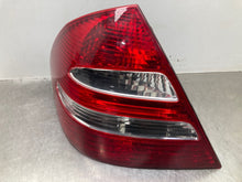 Load image into Gallery viewer, TAIL LIGHT LAMP ASSEMBLY E350 E320 E500 E55 03 04 05 06 Left - NW477622