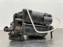 Load image into Gallery viewer, AIR RIDE COMPRESSOR CL550 CL600 CL63 CL65 S350 S400 S450 07-14 - NW477718